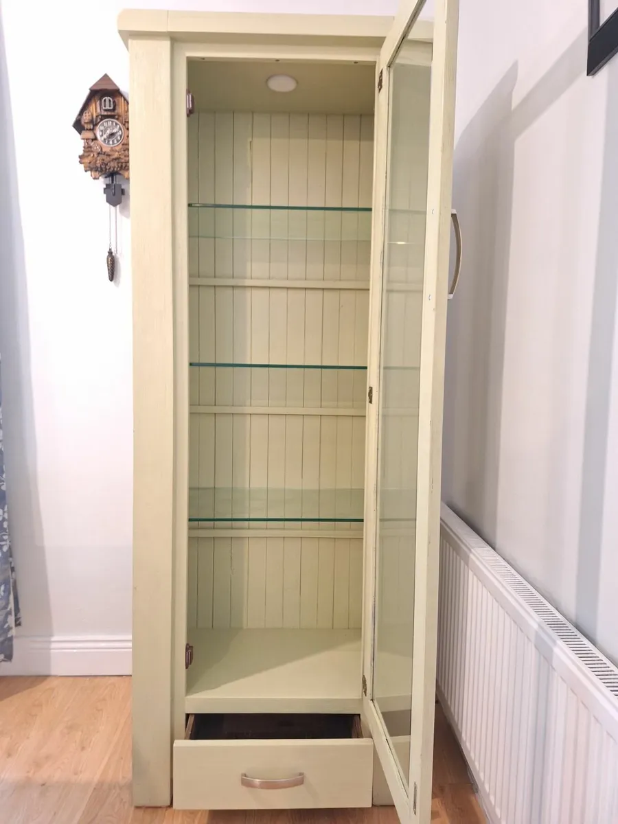 Cabinet - Image 2