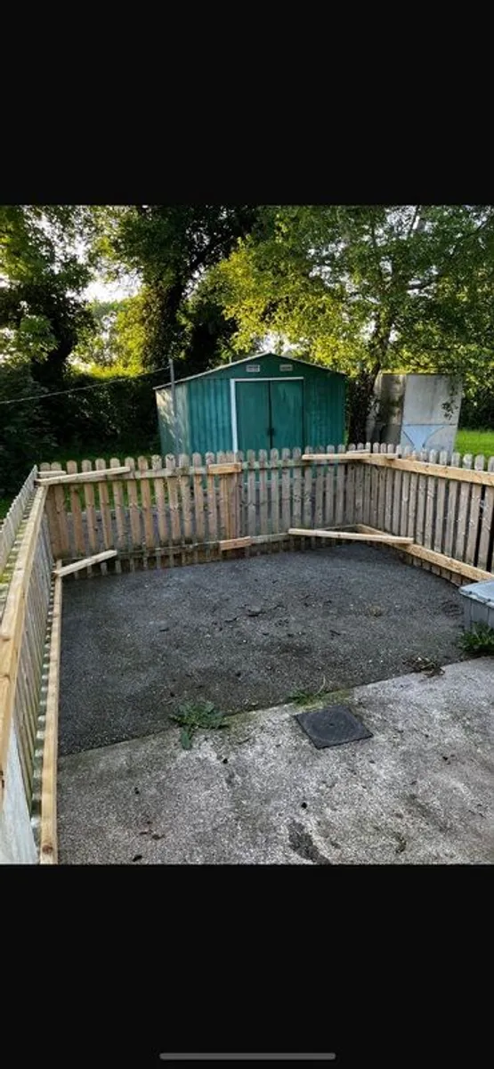 Picket fence - Image 1