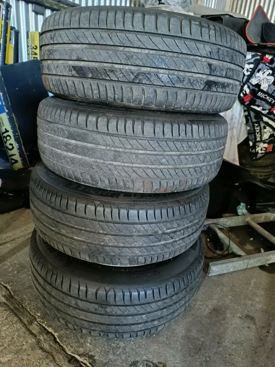I Am Selling Audi A3 Alloy Wheels Set 205/55/16 - Image 3