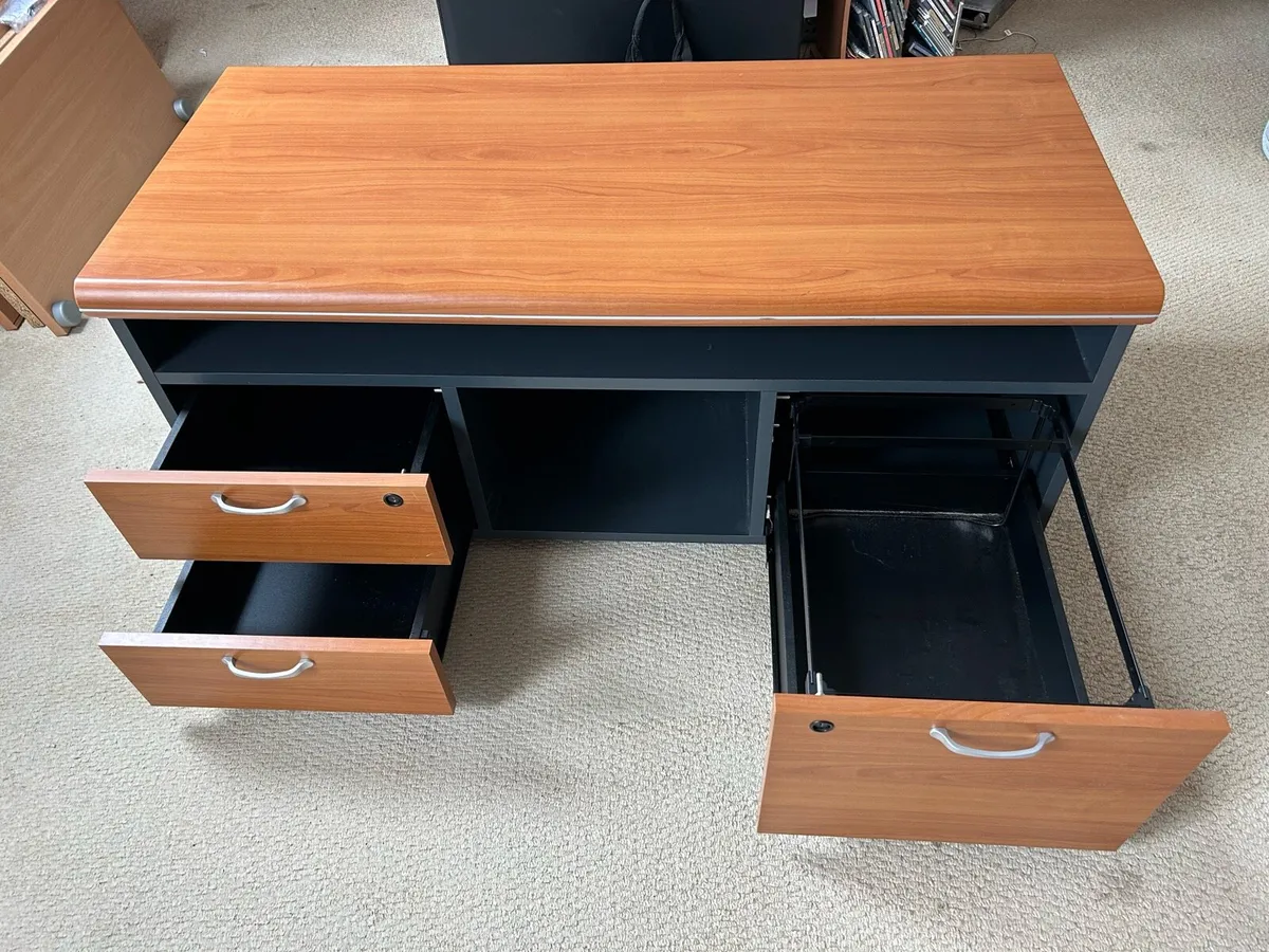 Office tv unit/filing cabinet - Image 2