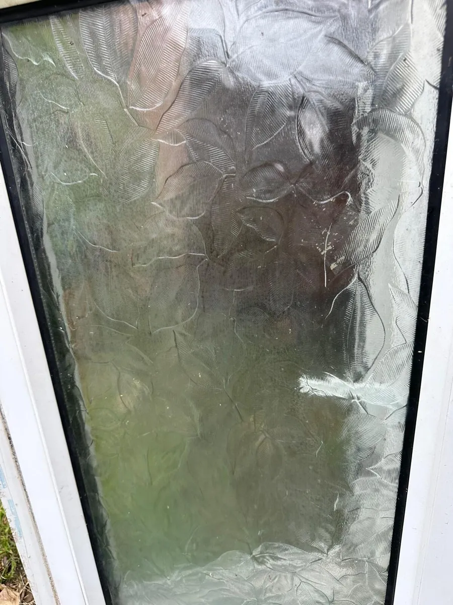 Double glazed PVC window with private glass - Image 3