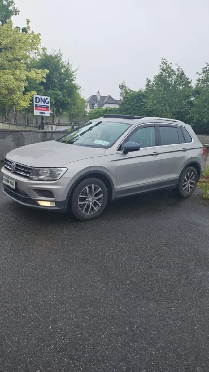 Volkswagen Tiguan 2017 - Image 2