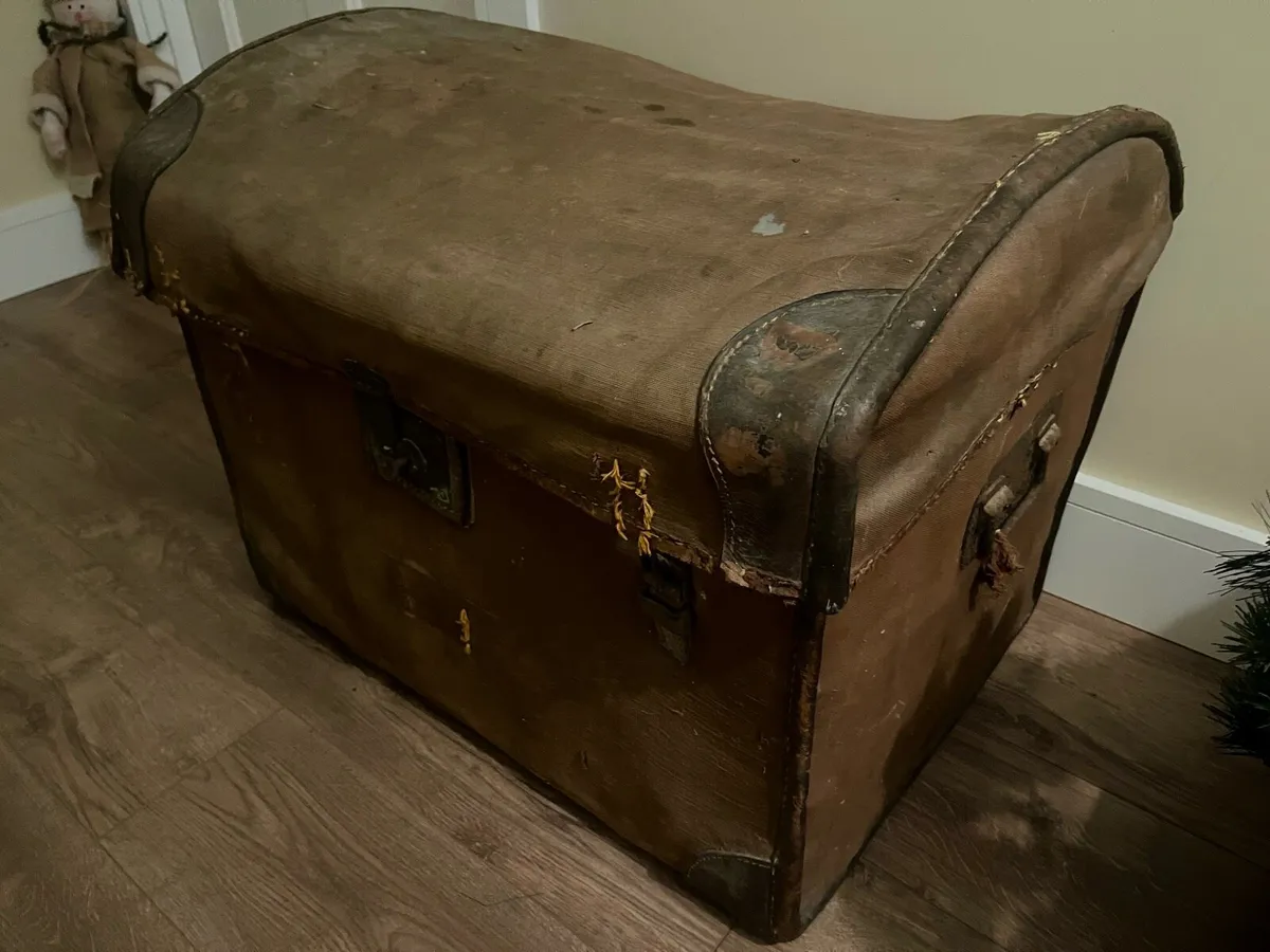 Victorian Wicker Coach Chest - Image 1