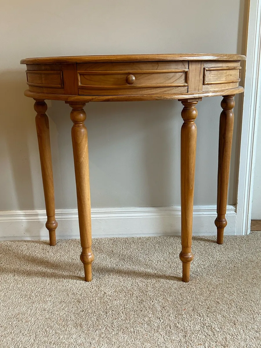 Hall table - Image 1