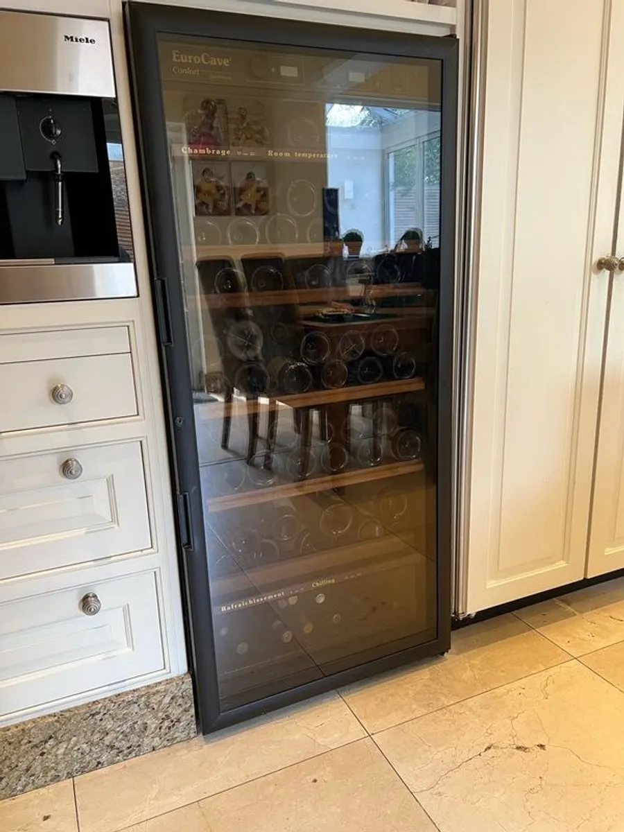wine fridge - Image 1