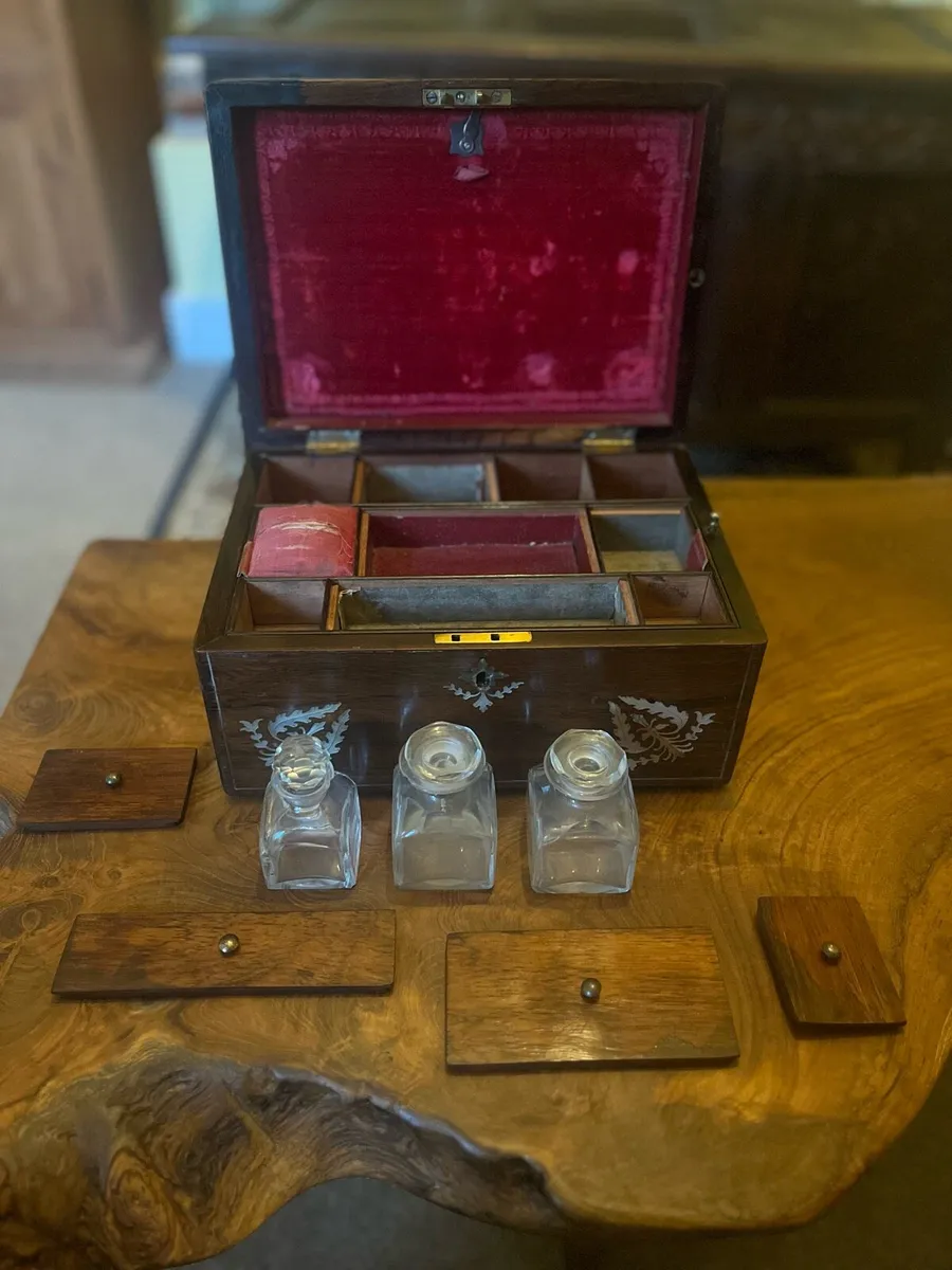Victorian Mother of Pearl Inlaid Jewellery Box - Image 3