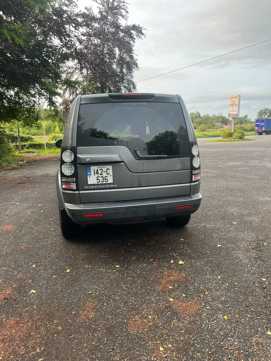 Land Rover Discovery 4 - Image 4