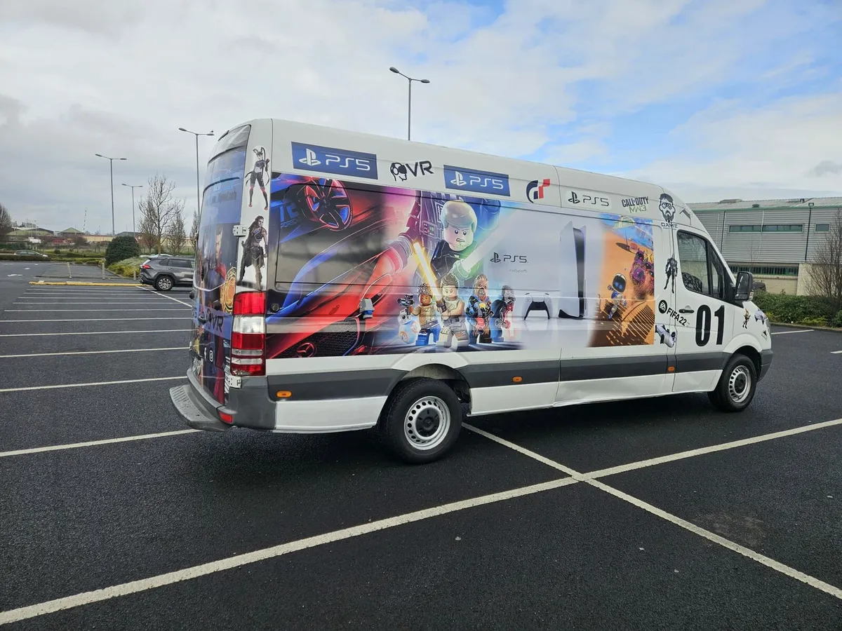 Gaming van to sell or lease - Image 4