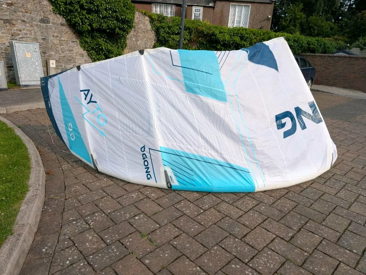 Kite Gong Ayto 9m 2024 - Image 1