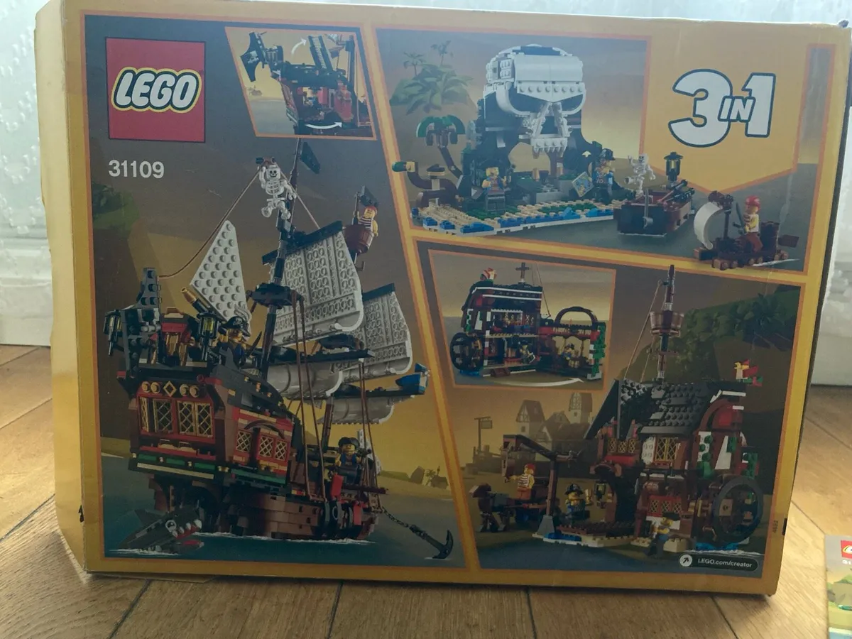 Lego Pirate Ship - Image 2