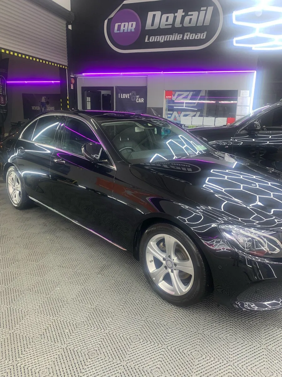 Mercedes E220 Premium plus - Image 1