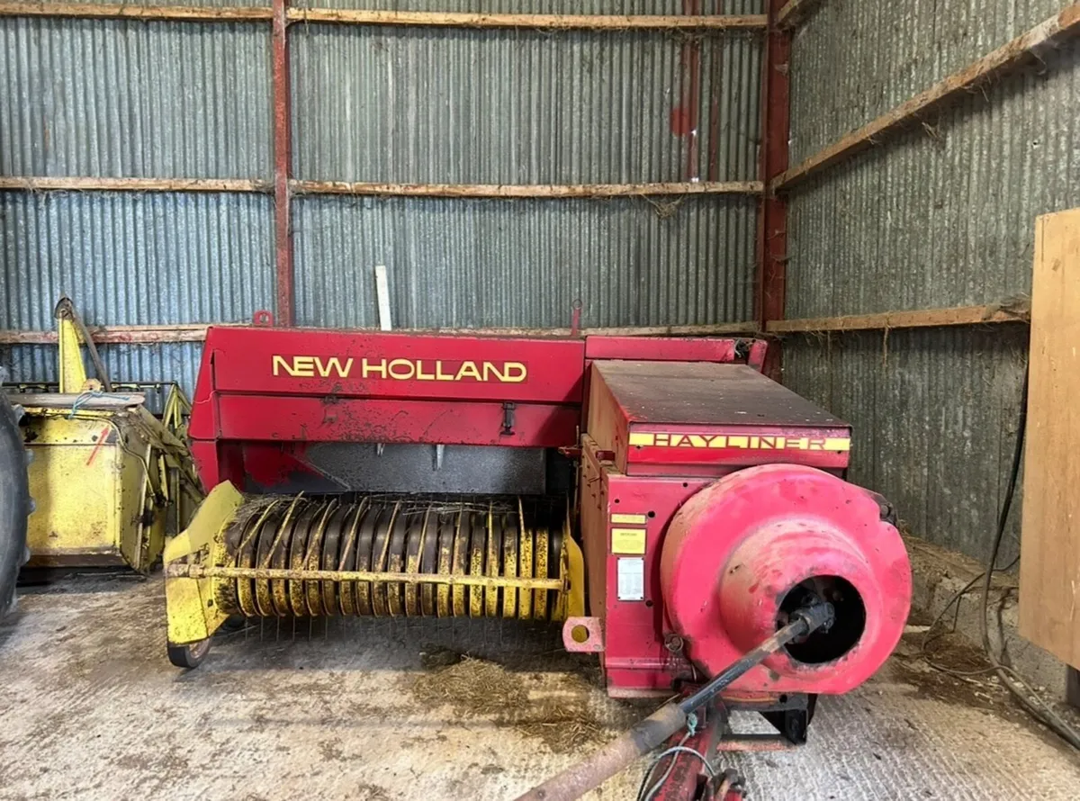 New Holland Baler - Image 1