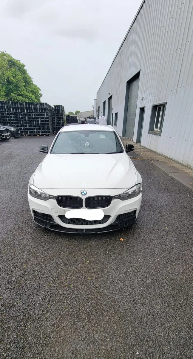 2013 BMW F30 318D MSPORT N47D20C BREAKING PARTS - Image 3