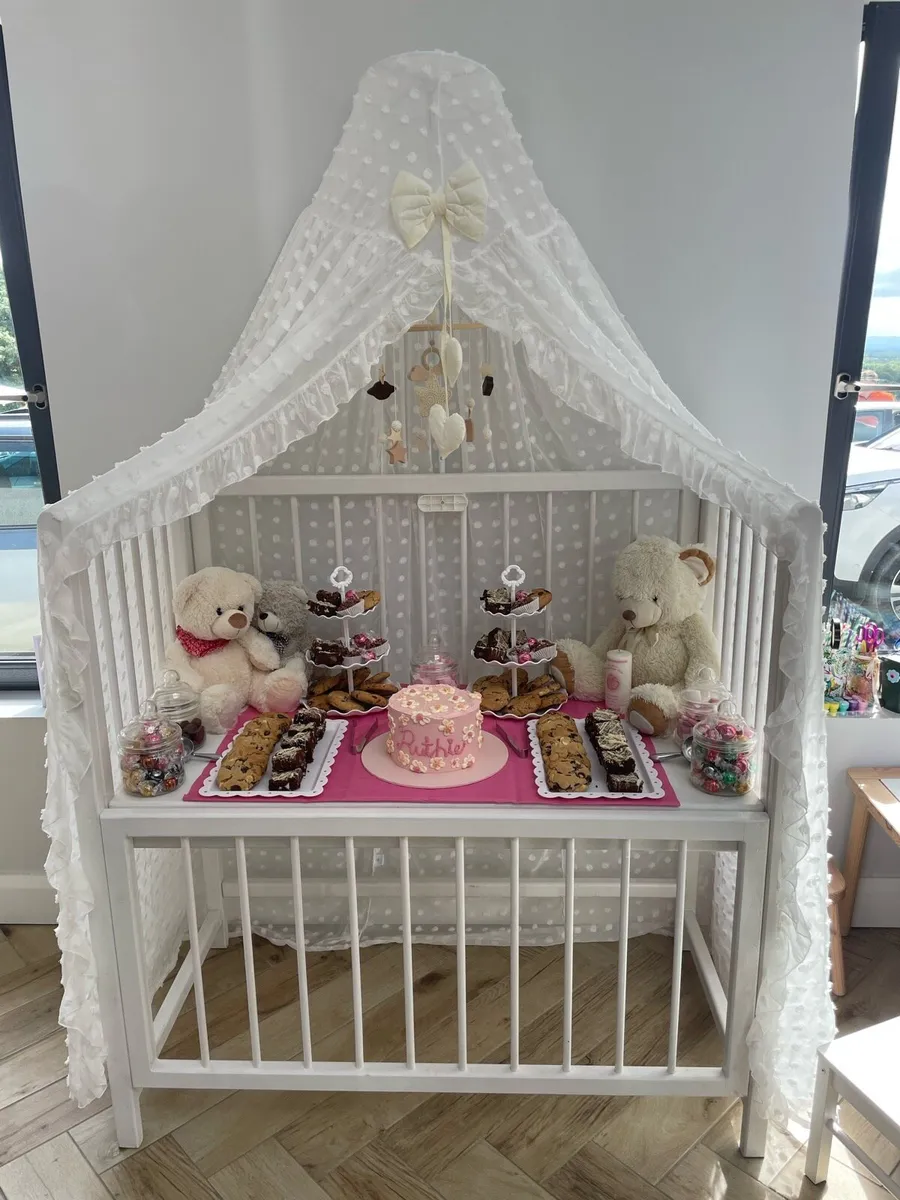 Candy Cart/Candy Cot - Image 1