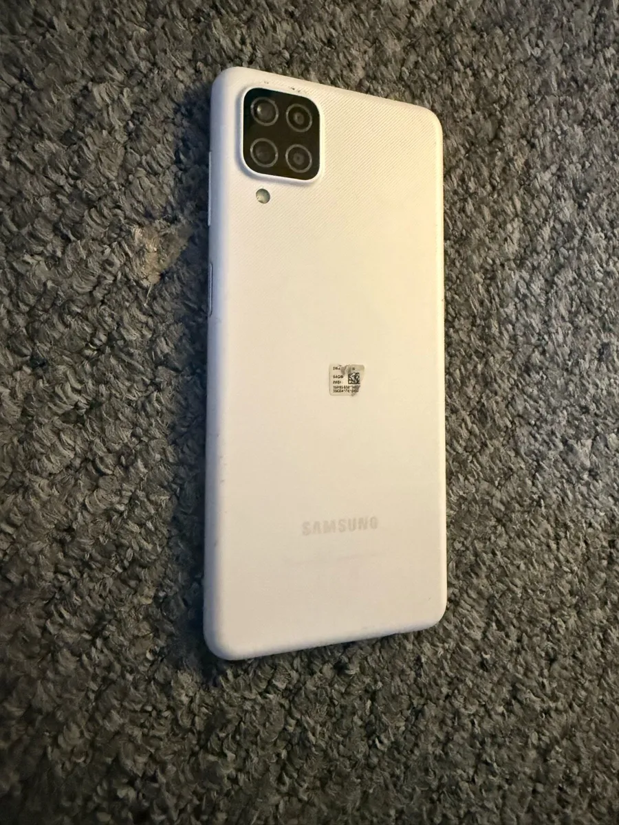 Samsung galaxy A12 64GB white - Image 1