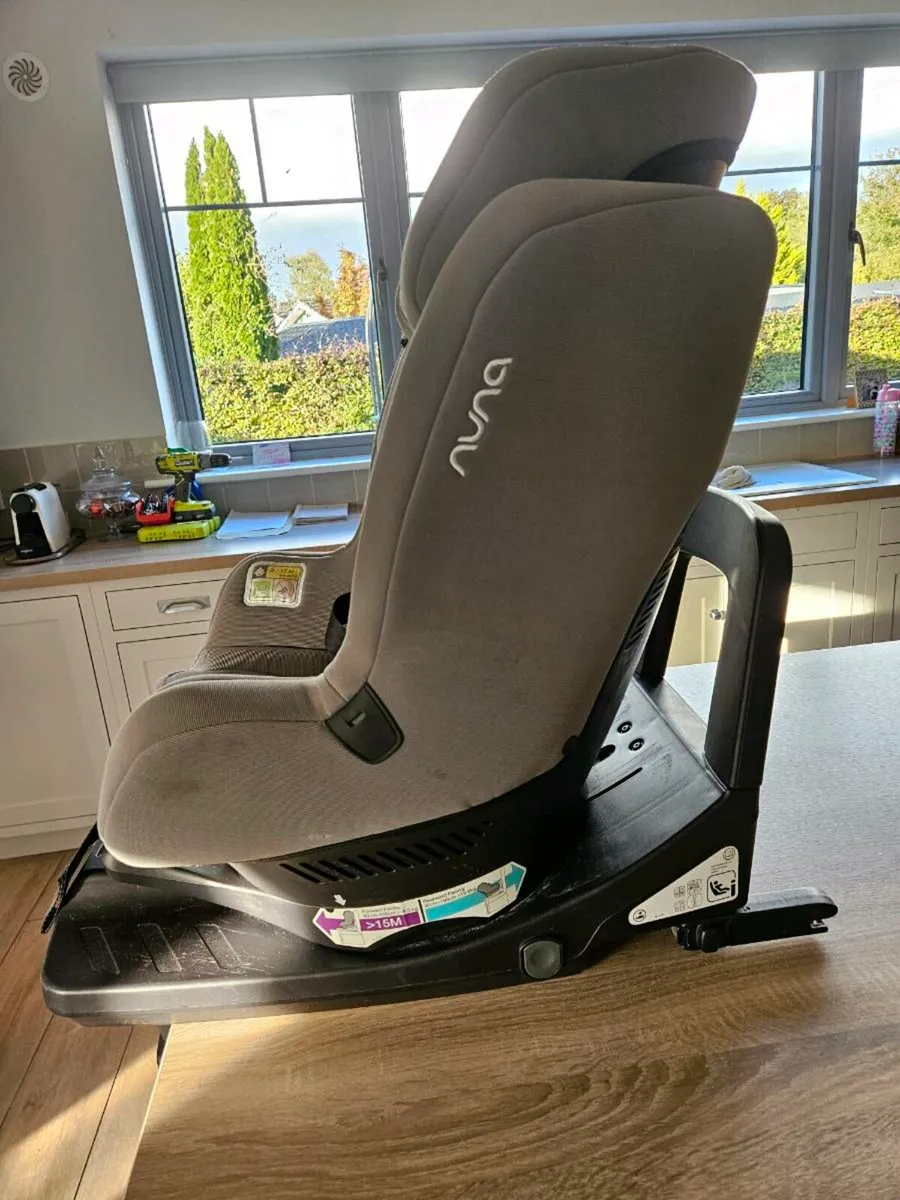 Child Car Sear - Image 2