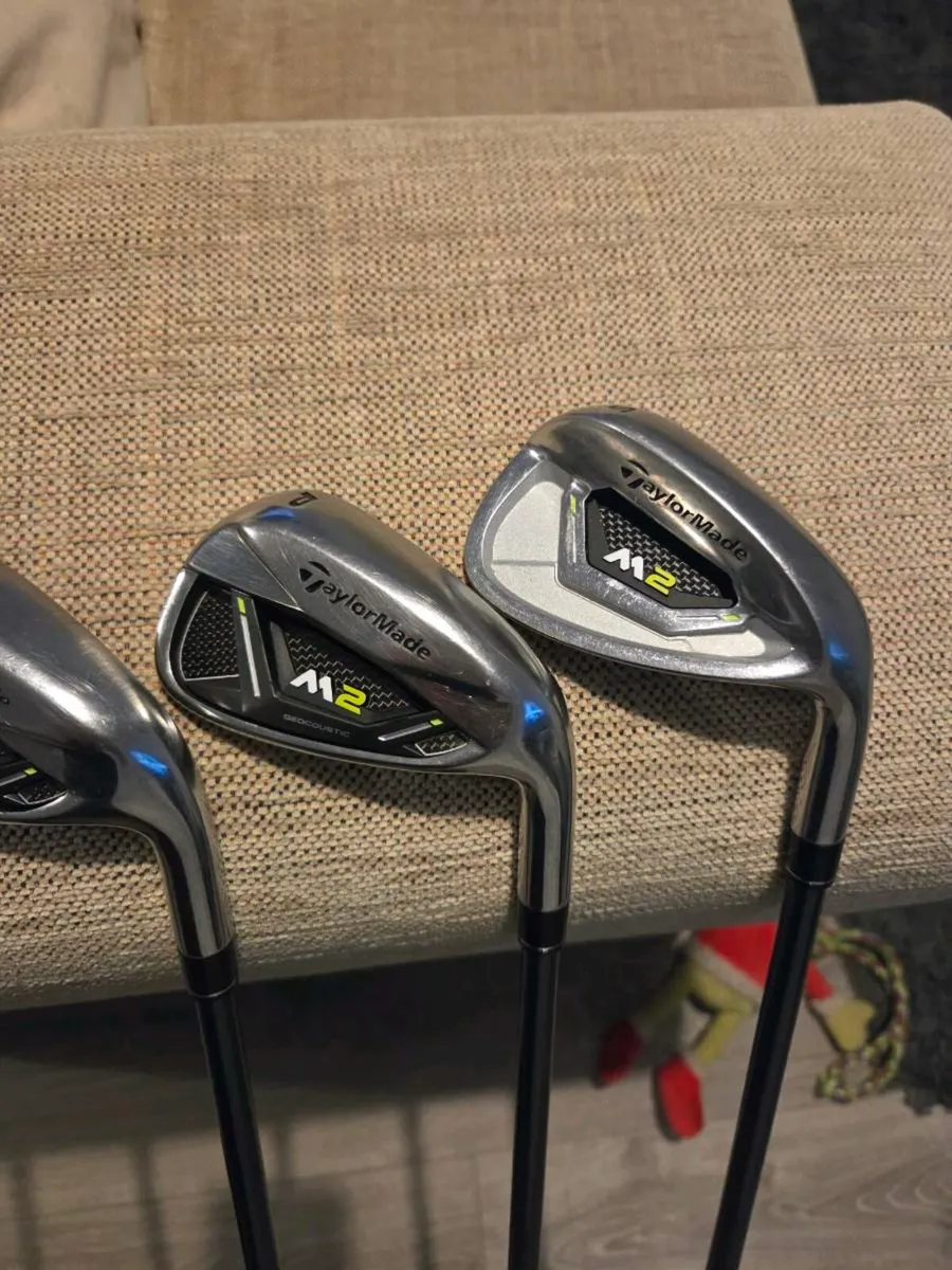 Taylormade m2 graphite irons - Image 3