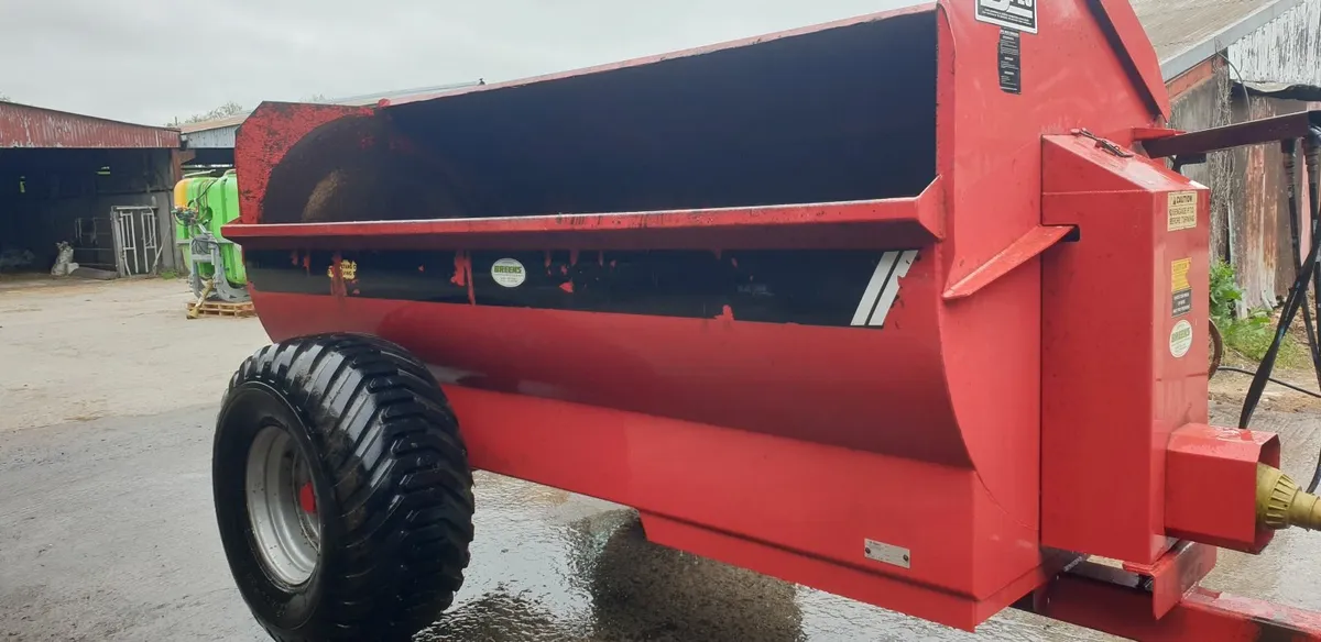Hi Spec Manure spreader - Image 3