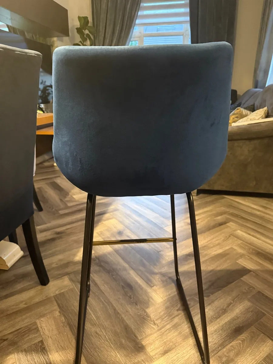 High stools - Image 2