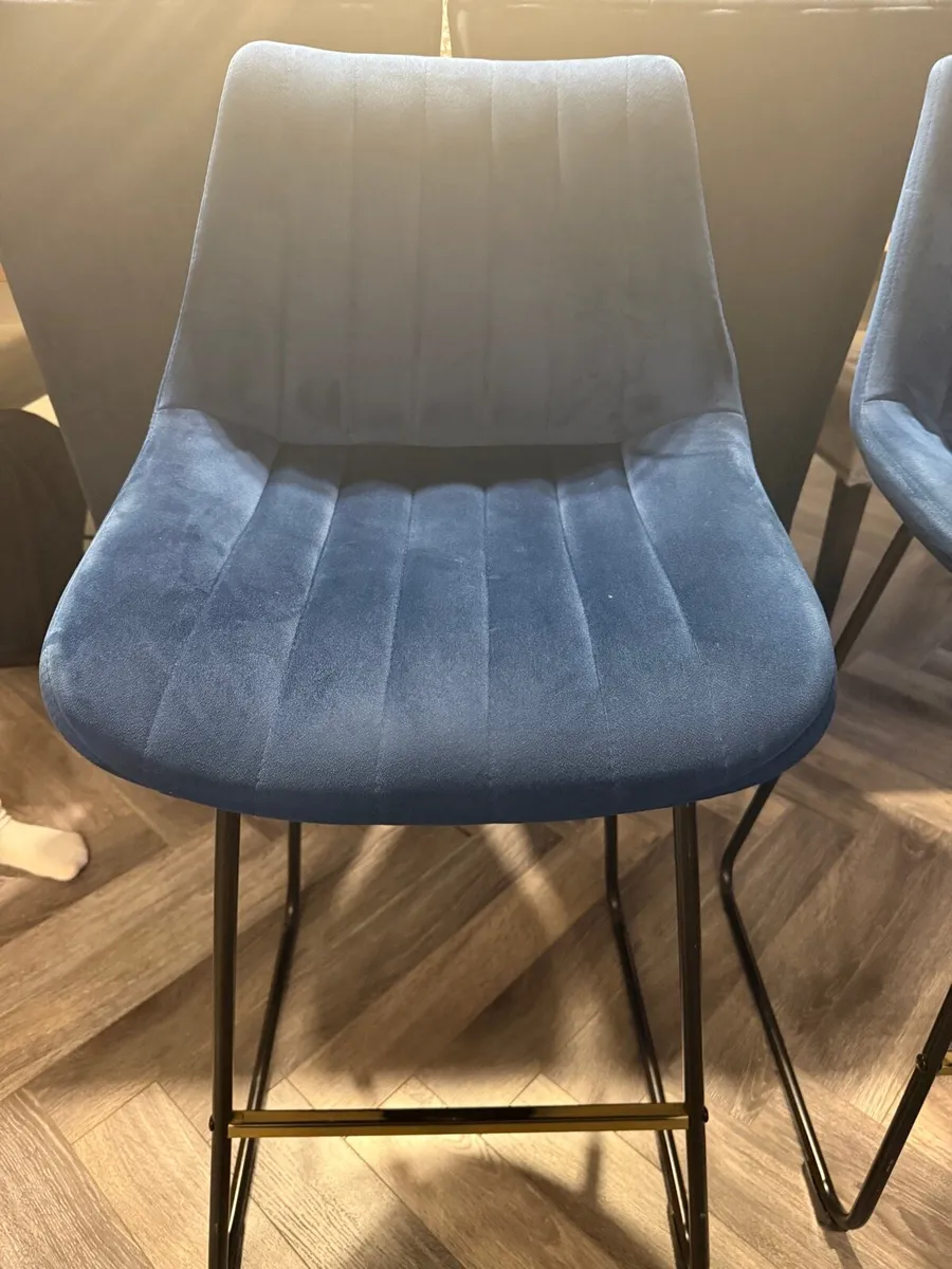 High stools - Image 3