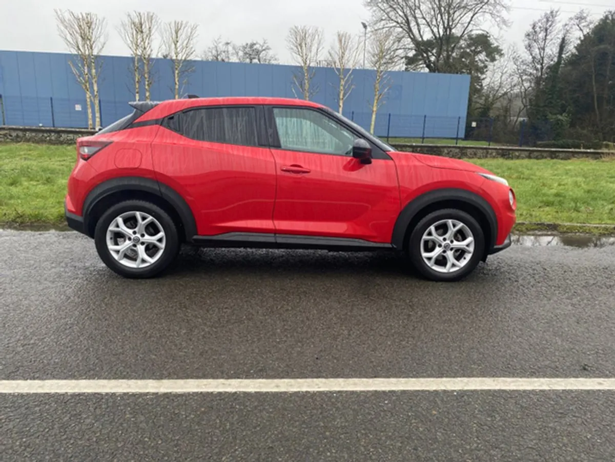 Nissan Juke 1.0 SV Premium DCT 4DR Auto - Image 4