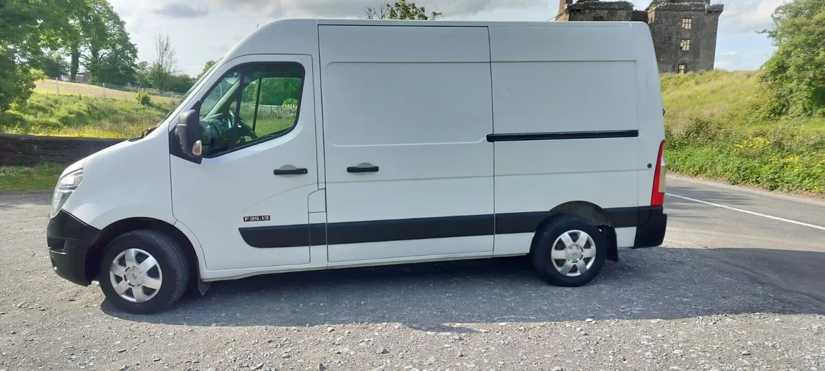 Nissan NV400 2014 - Image 2