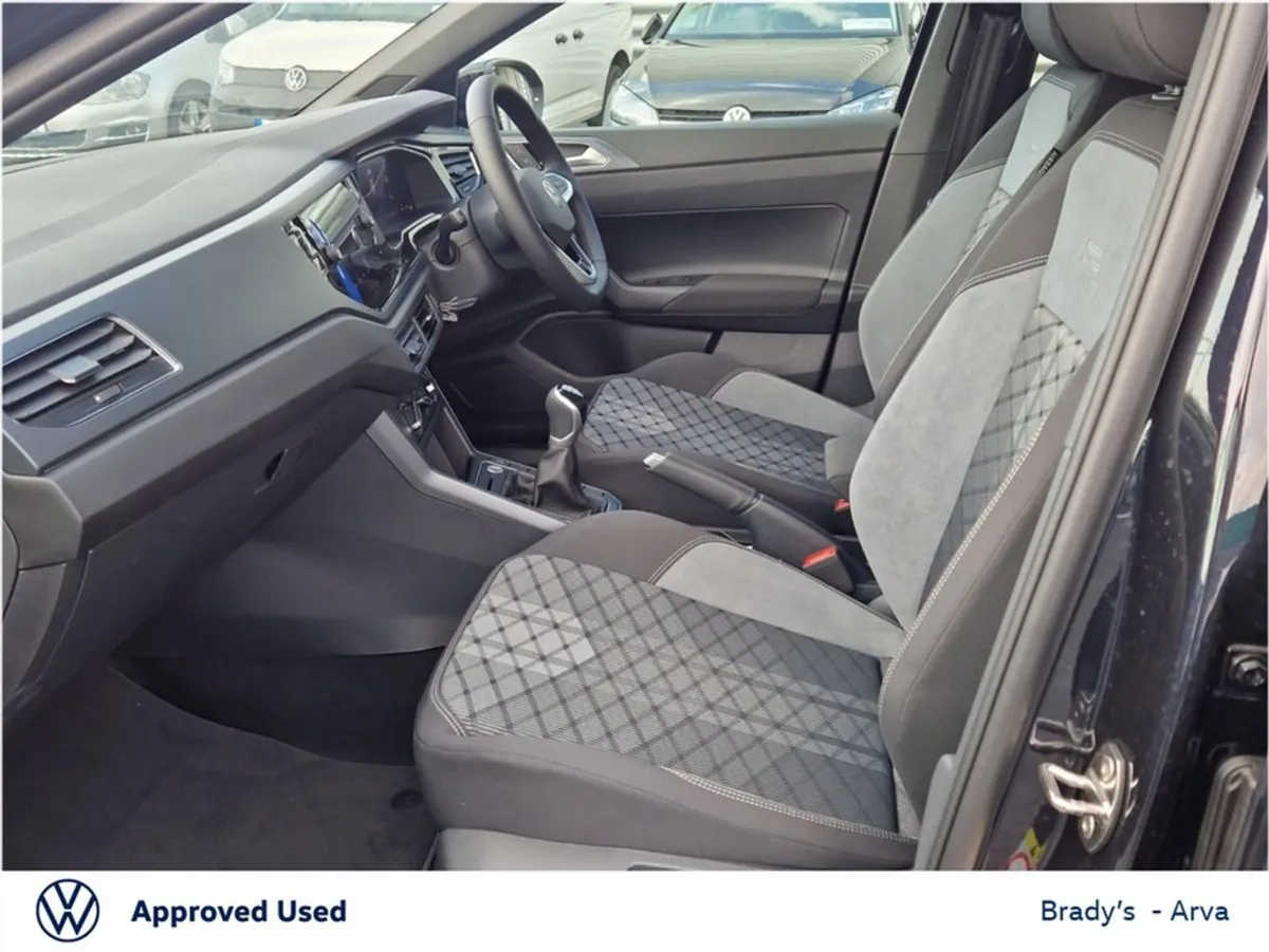 Volkswagen Taigo R-line 75 1.0 TSI 116BHP M6F - Image 4