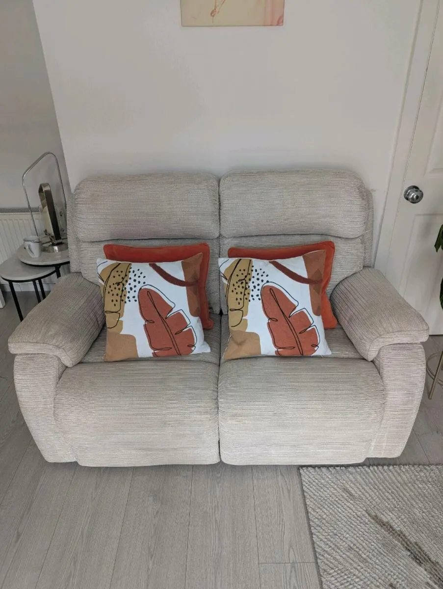 Suite of Furniture - 2 & 3 seater - Image 1