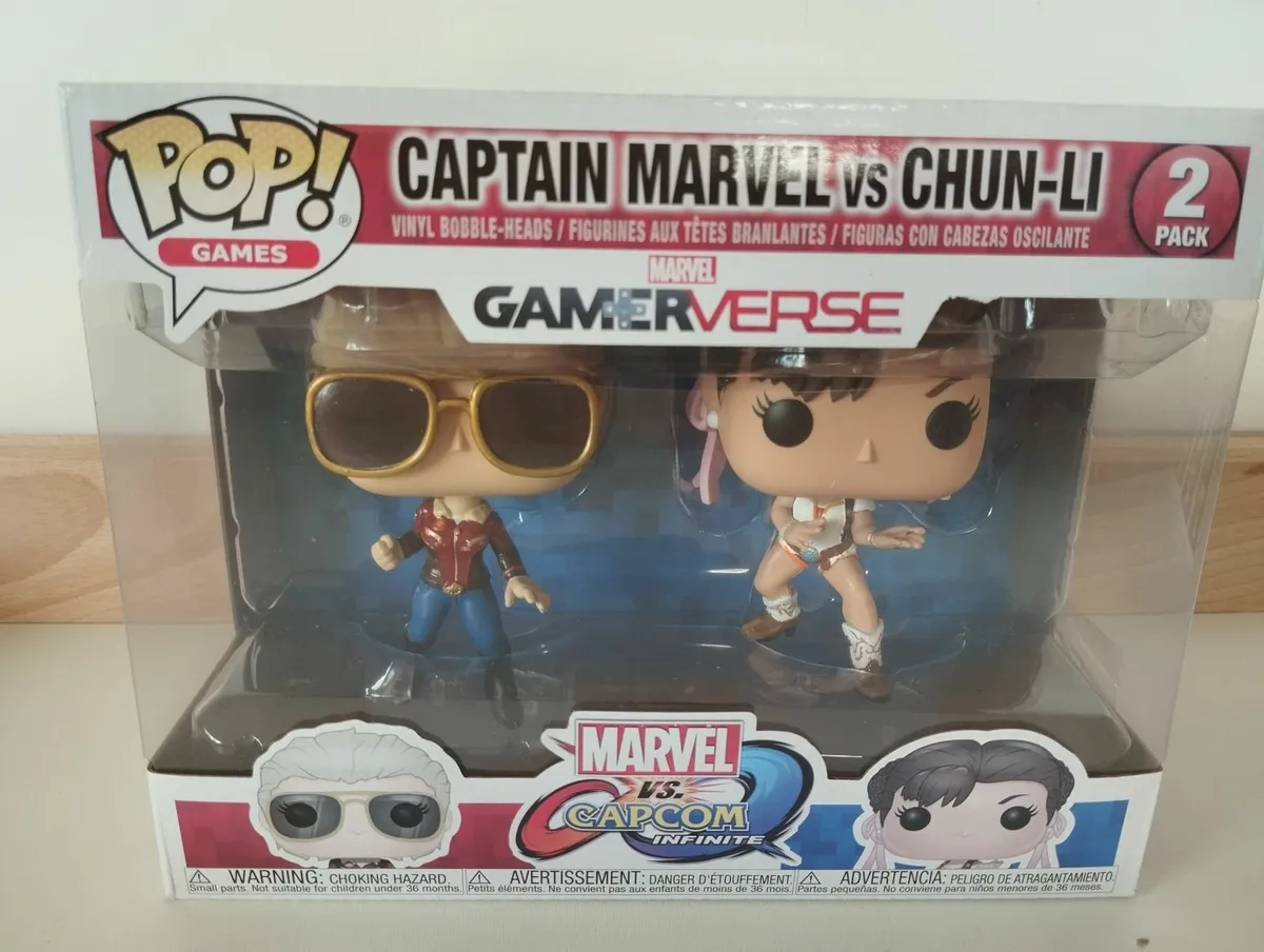 Funko Pop Captain Marvel vs Chun Li 2Pack - Image 1