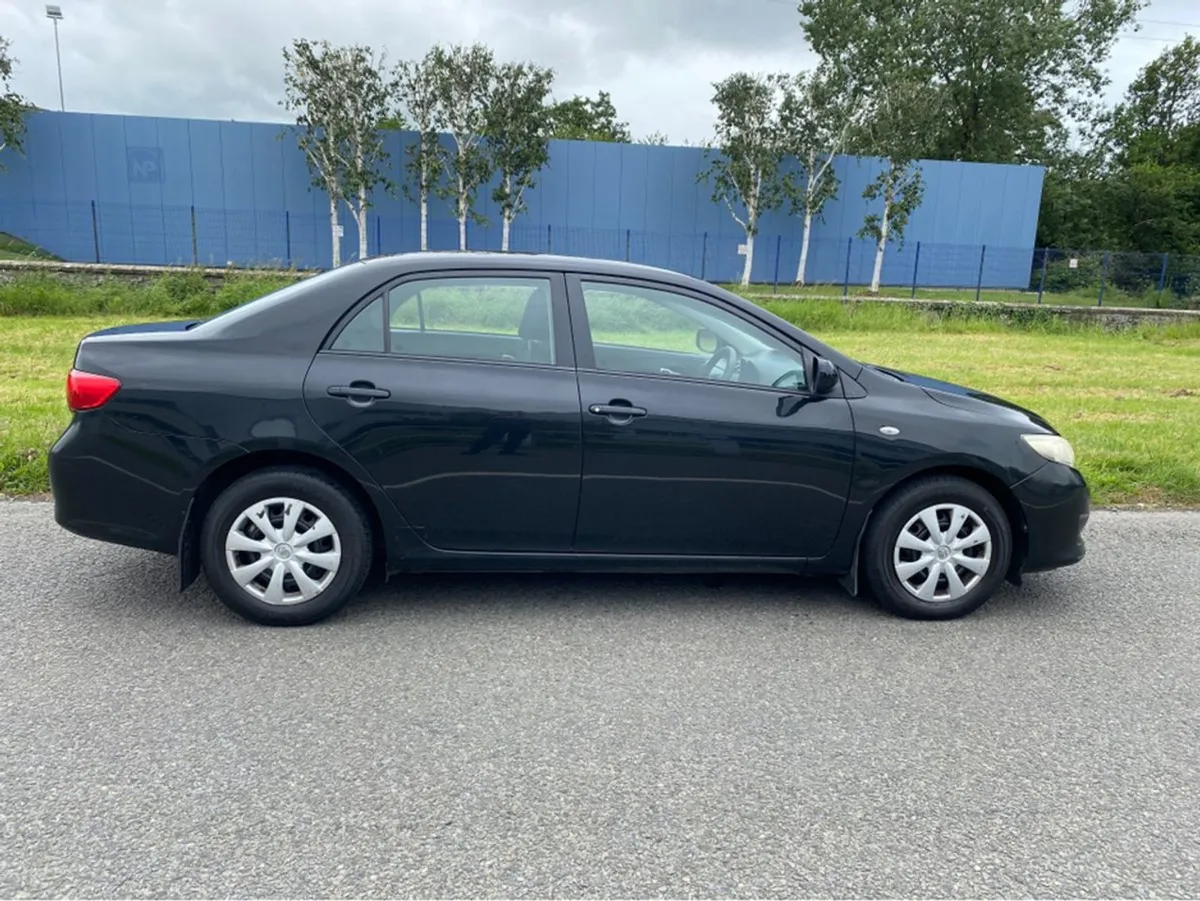 Toyota Corolla RC 1.4 D-4d Terra 4DR - Image 4