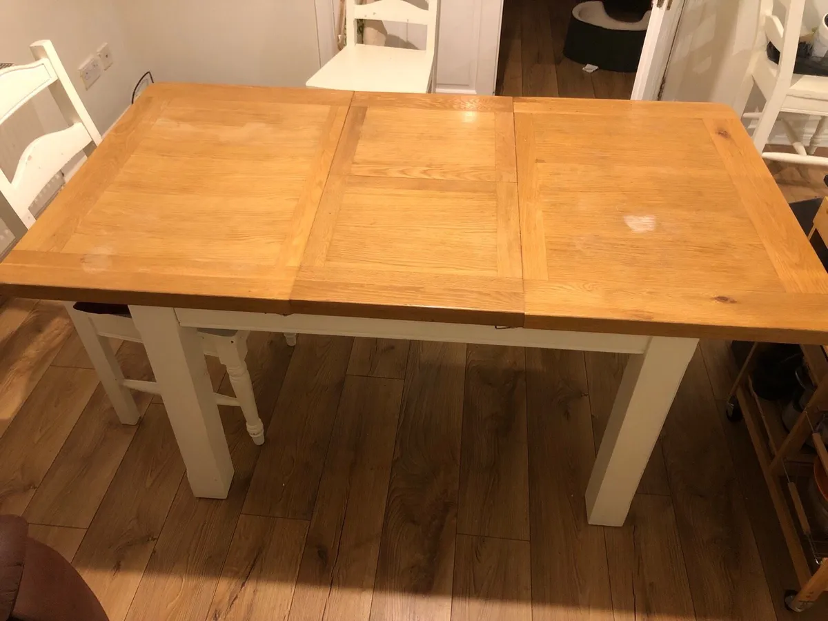 Dining table and chairs - Image 3