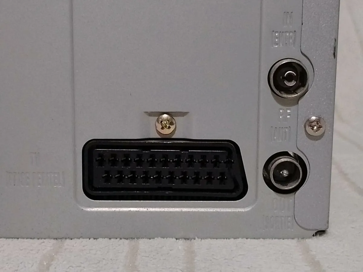 VCR ZX 106 in excellent condition - Image 4