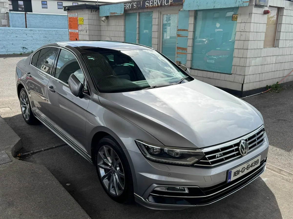 Vw passat r line - Image 1