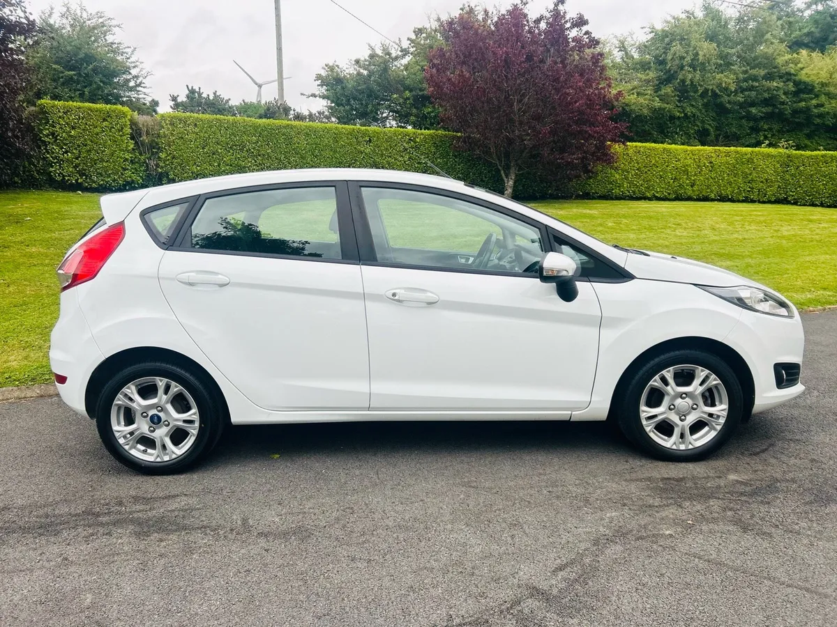 Ford fiesta 1.2 litre zetec new nct 07/26 - Image 3
