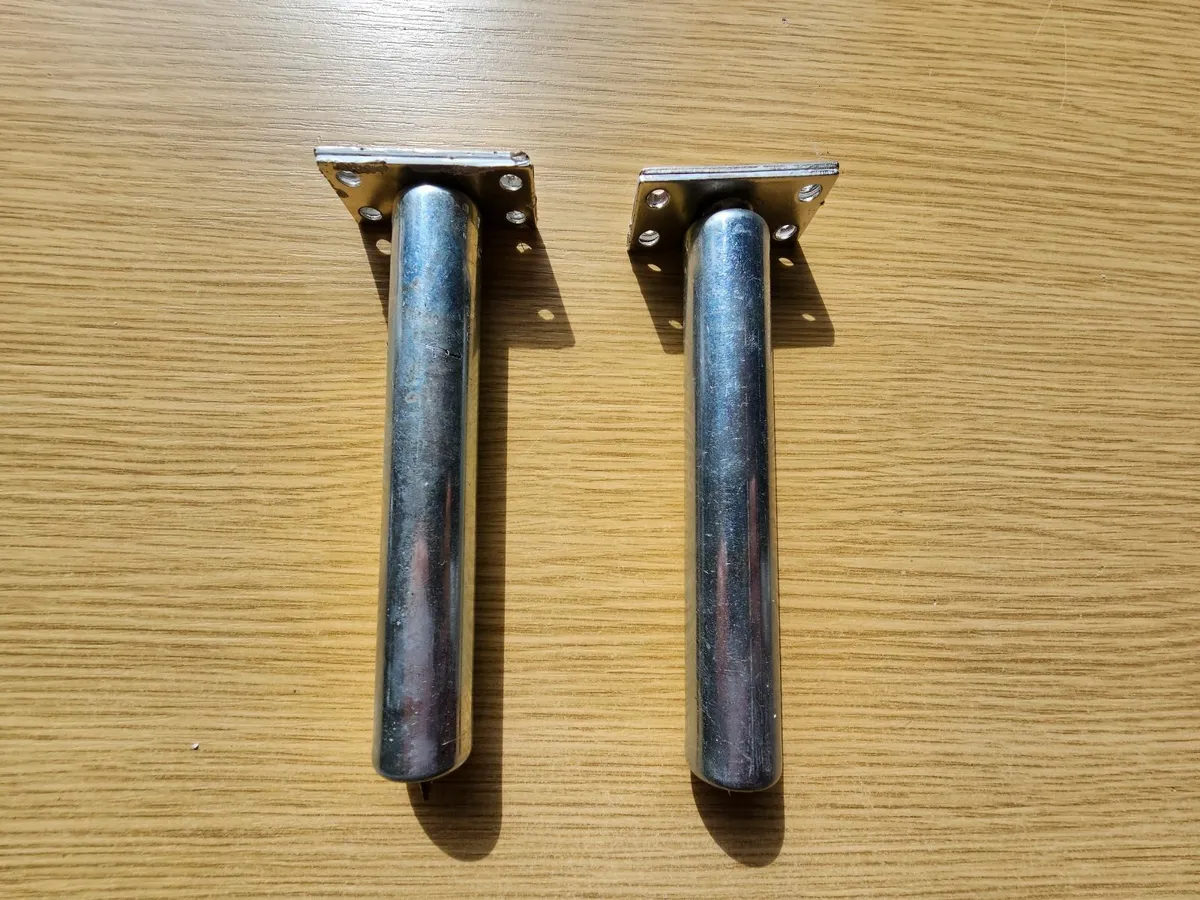 2 Concealed Door Closer, Automatic 50 kg - Image 1