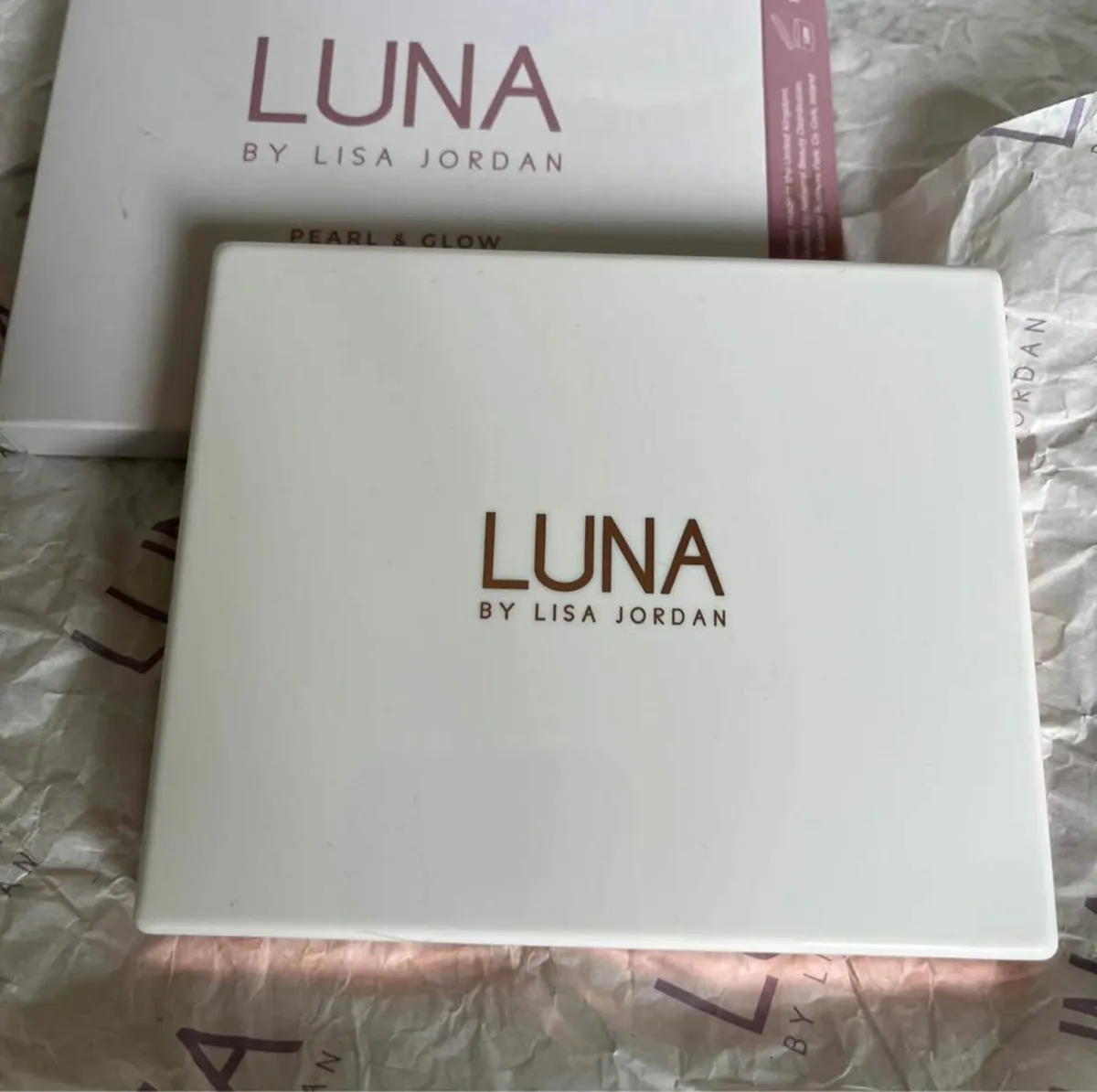 Pearl & Clow Palette by Luna by Lisa - Image 2