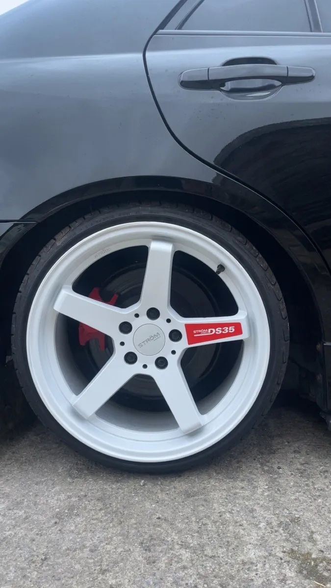 Toyota altezza - Image 2