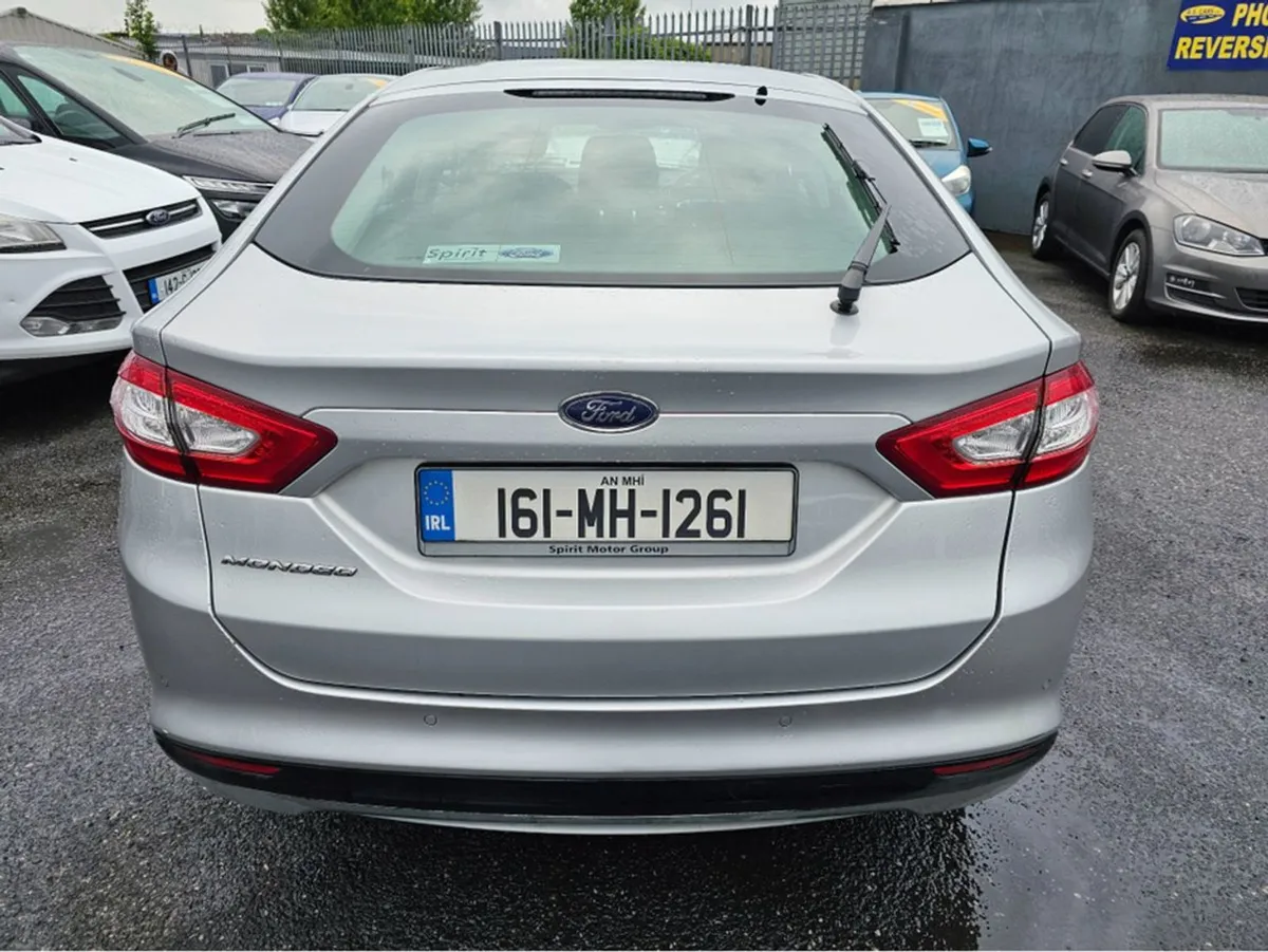 Ford Mondeo Titanium - Image 2