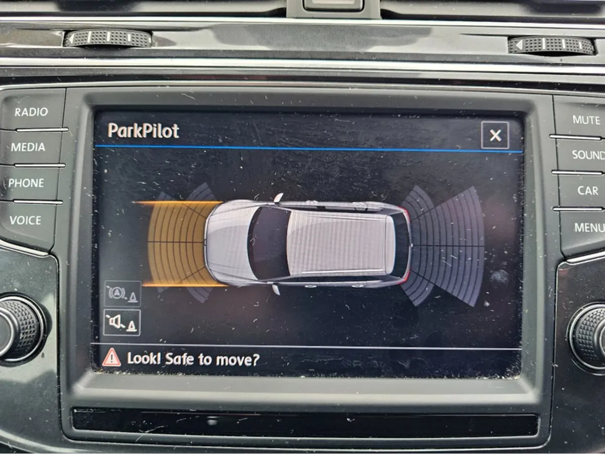 Volkswagen Tiguan Trendline 2.0 TDI - Image 2