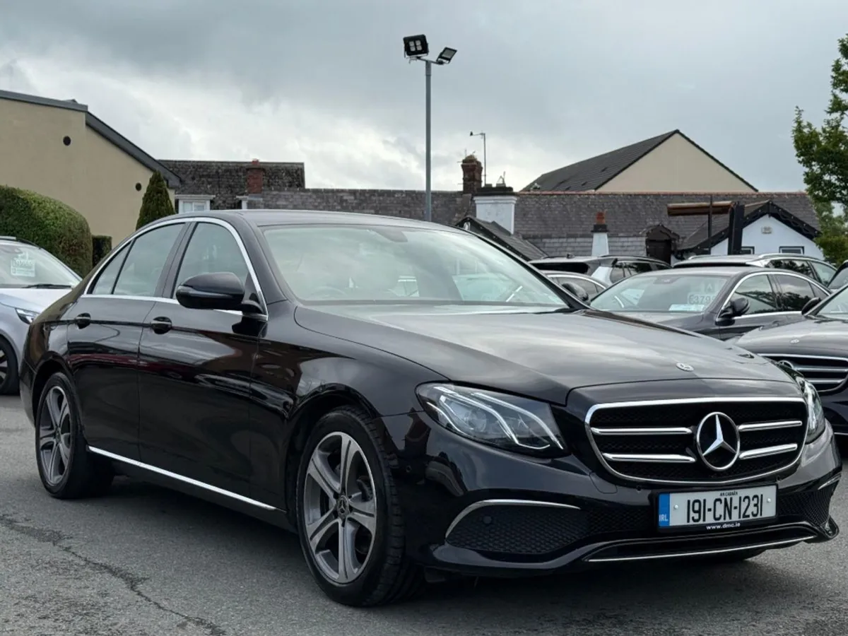 Mercedes-Benz E-Class E220d SE 4DR Auto  low Kms - Image 3
