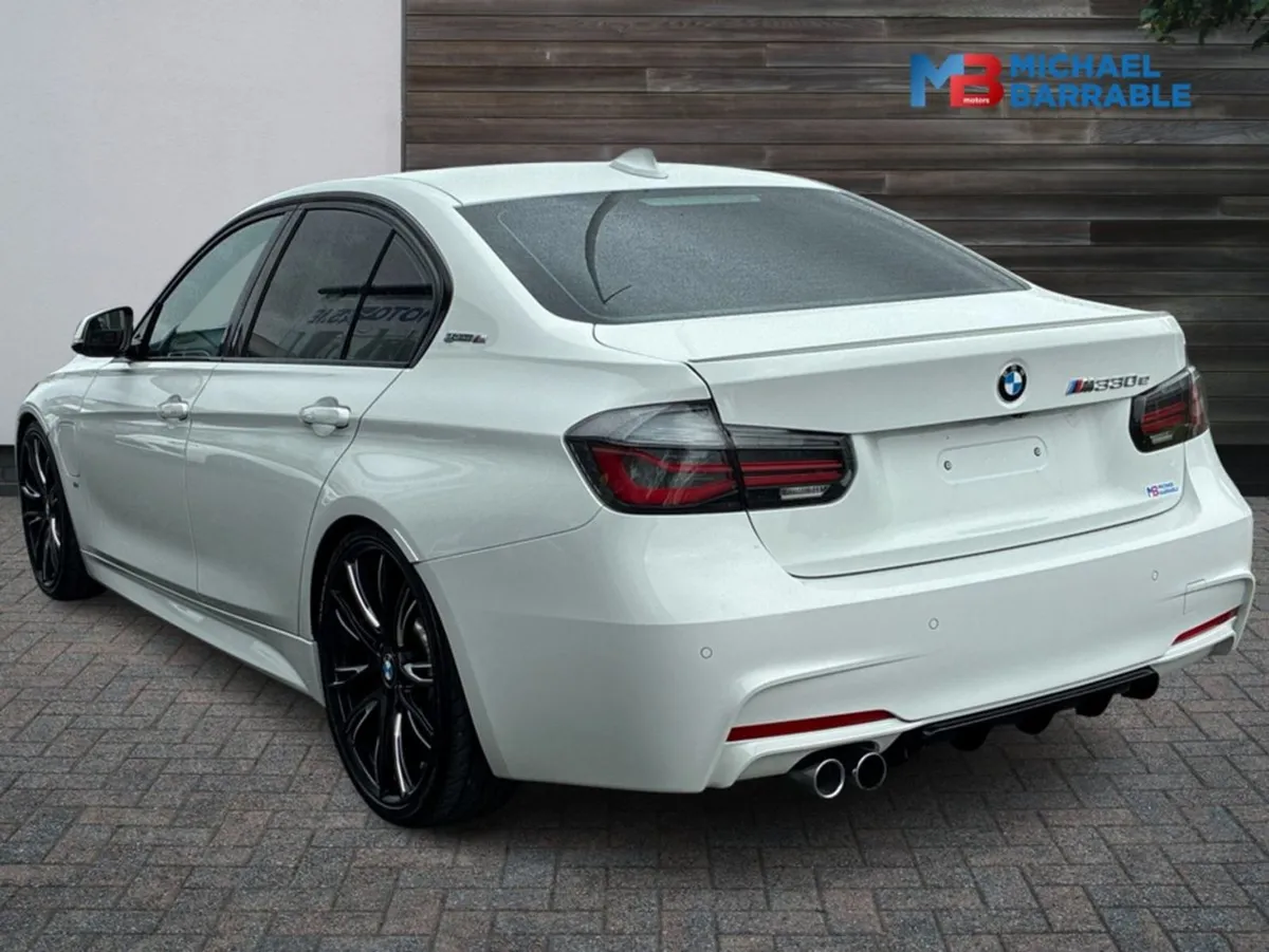 BMW 3 Series 2.0l Petrol Plug-in Hybrid M-sport - Image 4
