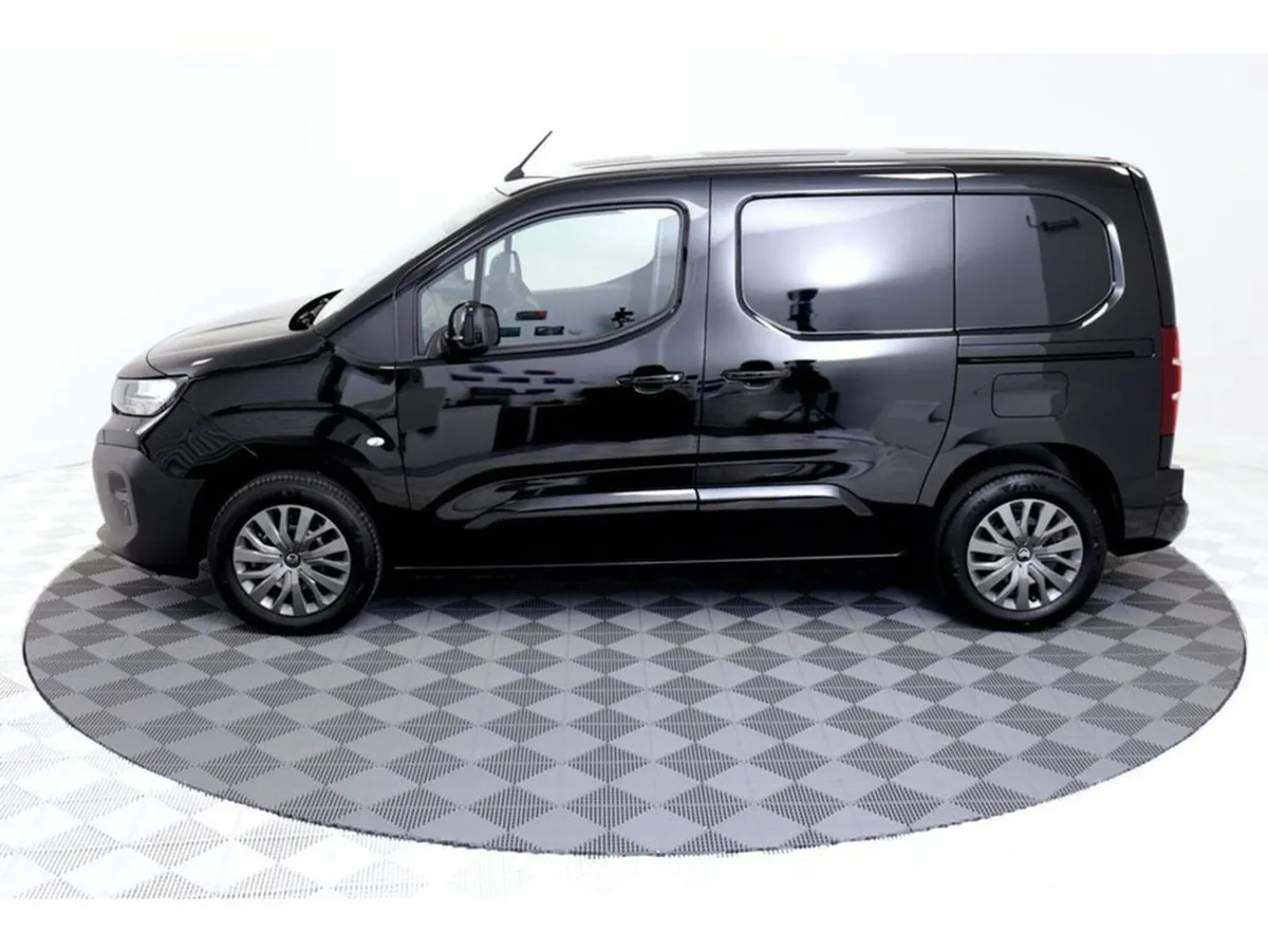 Citroen Berlingo Enterprise Plus Diesel 130HP Aut - Image 4