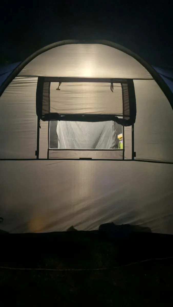 Tent - Image 2