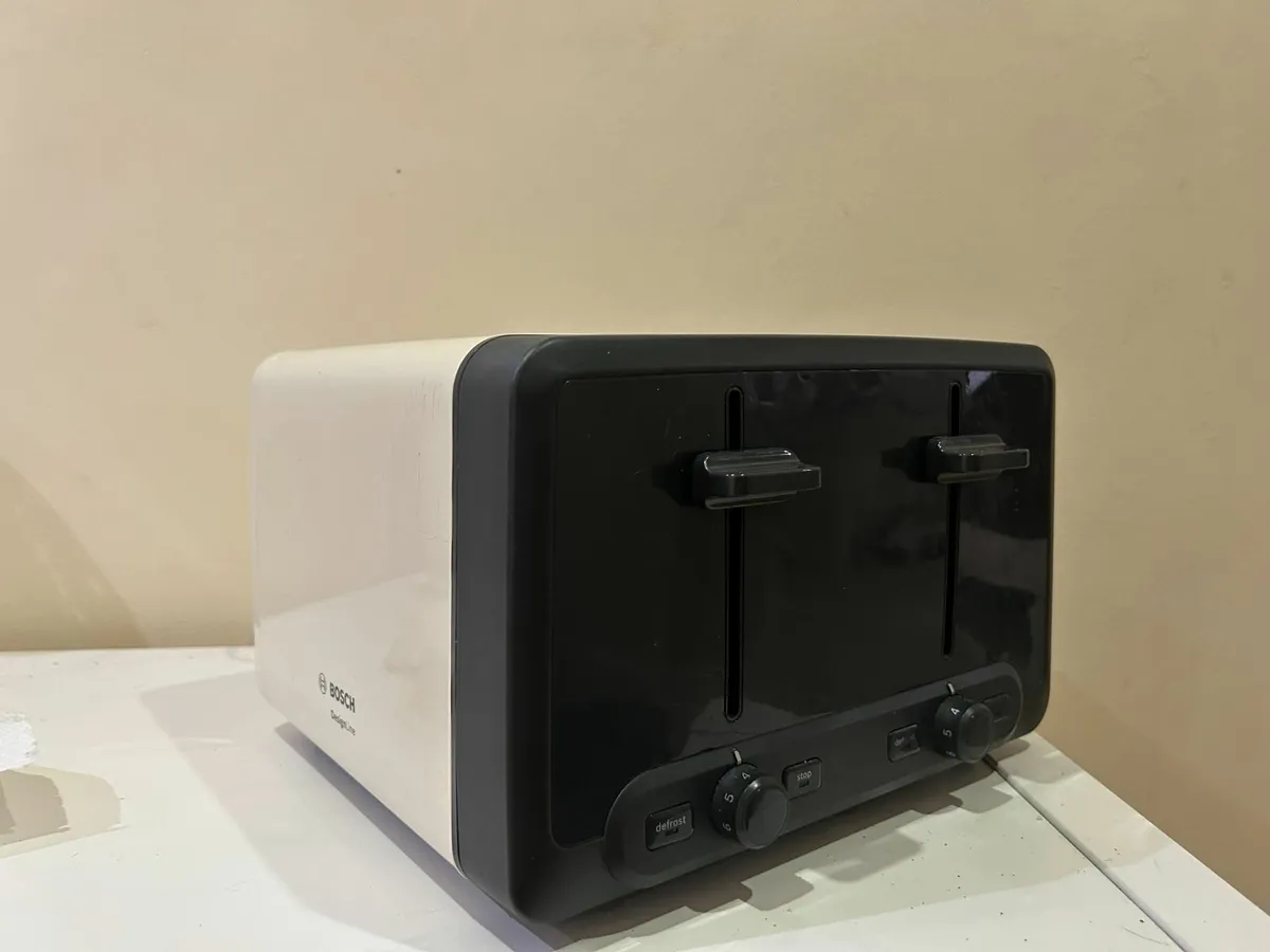 Bosch Designline Plus 4 Slice Toaster - Cream - Image 1