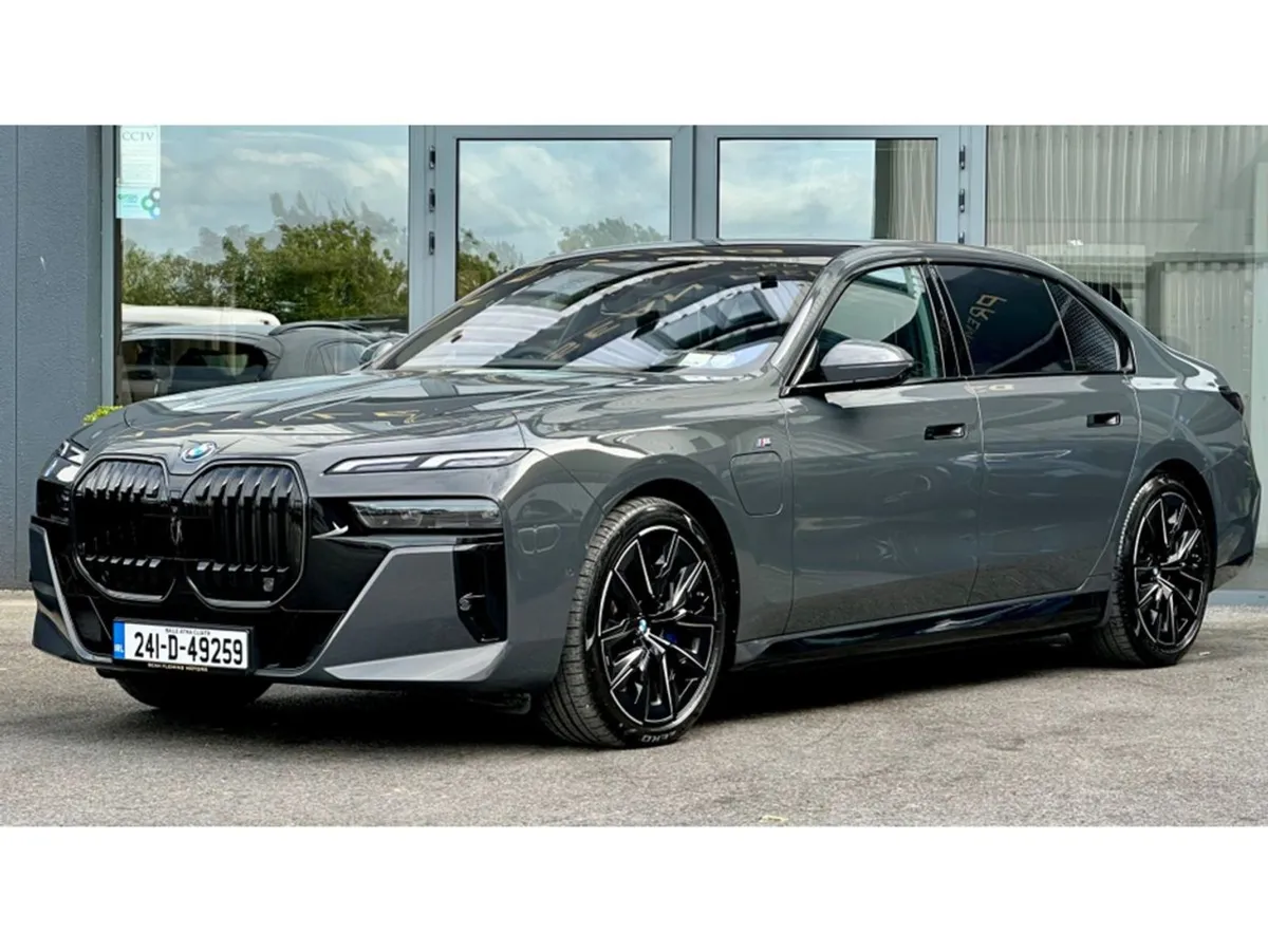 BMW 7 Series  high Spec  G70 Xdrive M Sport - Image 3