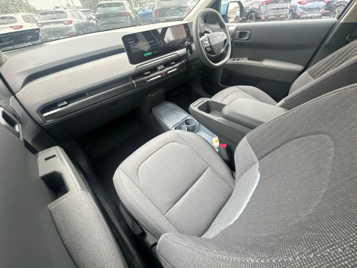 Kia EV3 K2 LR In stock - Image 4