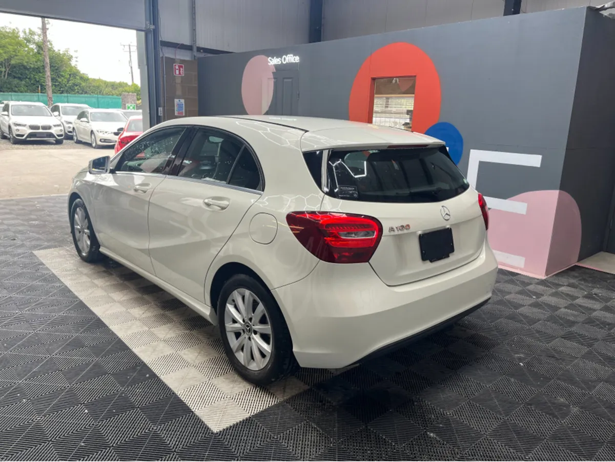 Mercedes-Benz A-Class A180 / 81k KMs / REVERSE CAM - Image 4