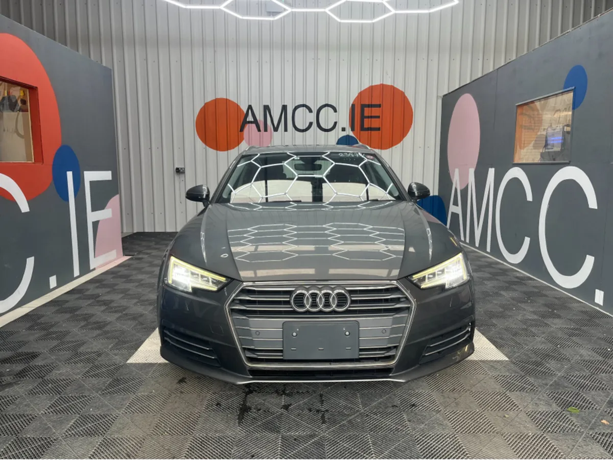 Audi A4 1.4 PETROL / 50k KMs /  ADAPTIVE CRUISE, - Image 2