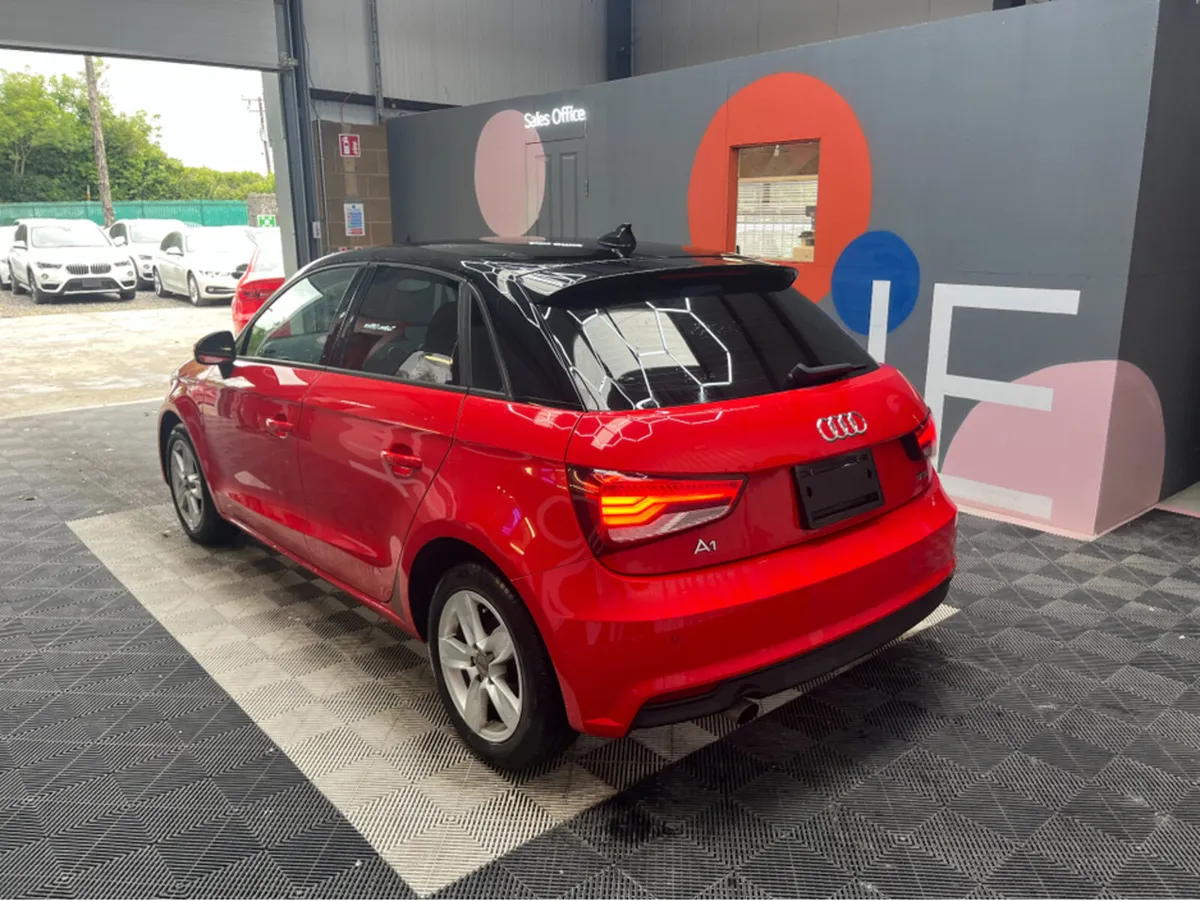 Audi A1 1.4 TFSI / 49k KMs / PARKING SENSORDS & MO - Image 4
