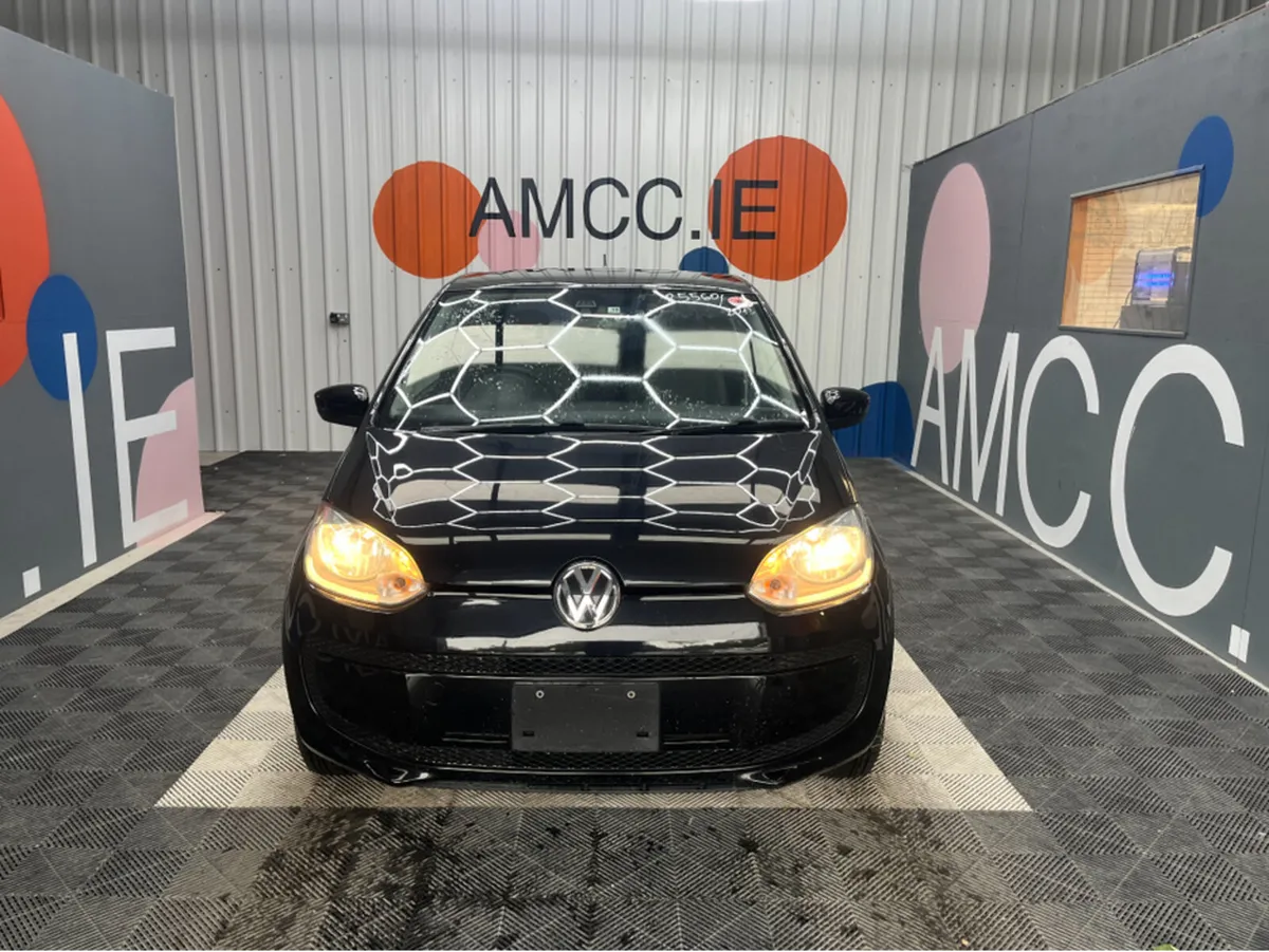 Volkswagen up! 1.0 PETROL /  75k KMs / AUTOMATIC & - Image 2